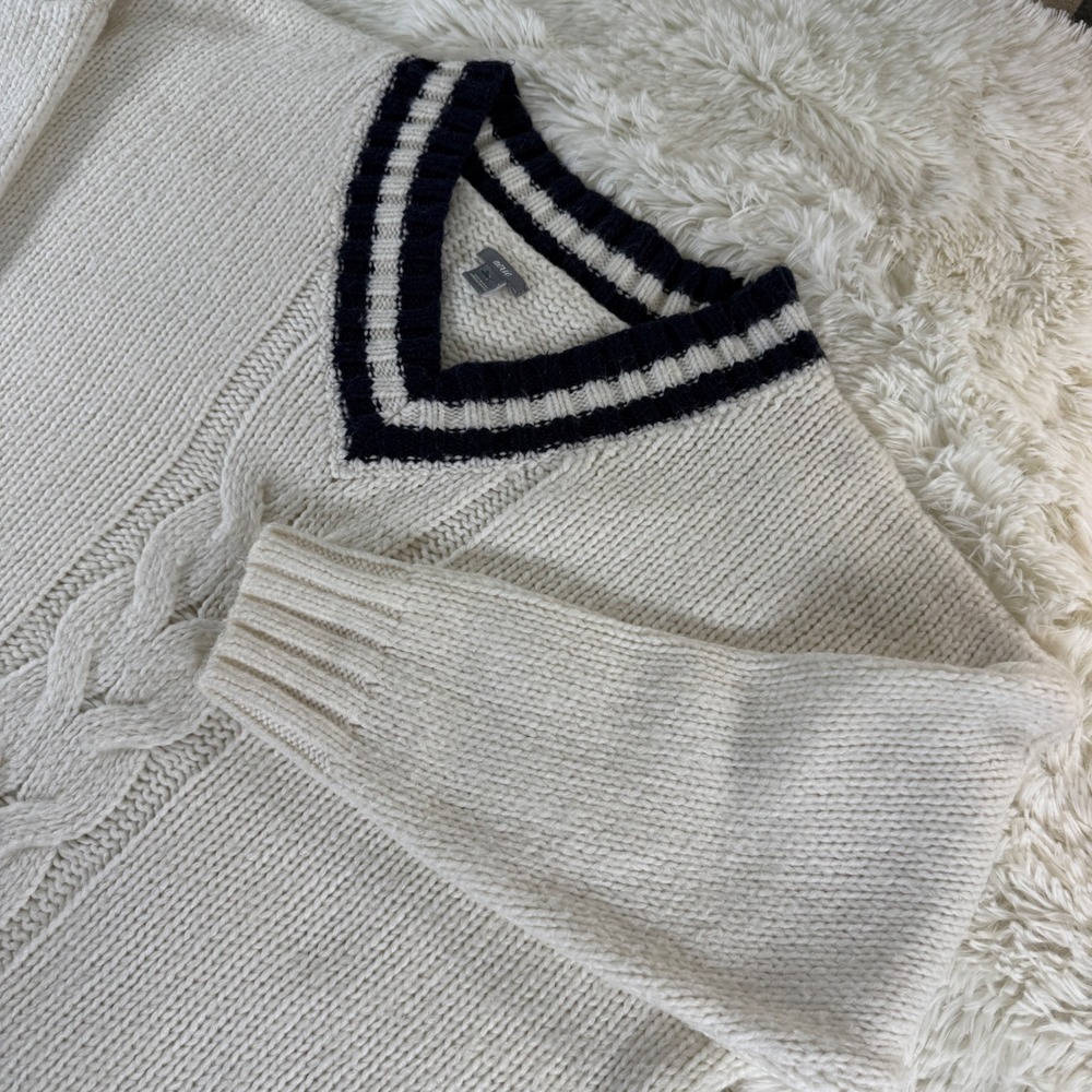 Aerie Cable Knit V Neck Sweater Long Sleeve Womens Size Large Cozy Preppy Tennis